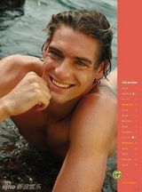 组图：法国泳坛美男展现性感运动魅力