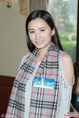 组图：吴镇宇儿子留港求学 张智霖称没感情缺失