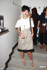 组图：诸葛梓岐大婚将请陈法拉 徐濠萦赞谢霆锋厨艺