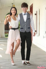 组图：胡夏和人妻宋纪妍跳舞 称电力太强