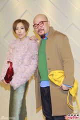 组图：郑秀文被问结婚称无可奉告 自认易相处