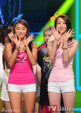 组图：BEAST凭《美丽的夜晚》获MCountdown三冠王