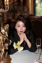 组图：Mandy Lieu投资七位数当老板忆辛酸