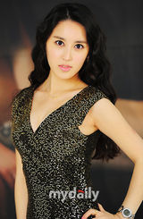 组图：韩国女模特方诗贤开发布会性感宣传个人写真