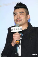 组图：小护士乐团发布三辑杨丞琳力挺