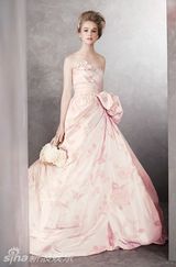 组图：Vera Wang婚纱2012系列 浪漫白色VS甜美粉色