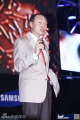 组图：韩女团2NE1出演节目《热情乐书》