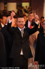 组图：《危险方法》首映 奈特丽复古纱裙清丽亮相