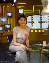 组图：美女主播沈星生活照甜美迷人