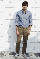 组图：赵权郑糠云Alex出席开幕 各显英俊潇洒