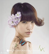 高清图：花儿朵朵10强集体拍摄新年照大秀美肩