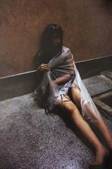 组图：日女星水野美纪黑暗系大尺度写真