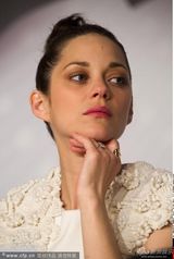 组图：《移民》记者会 歌迪亚杰瑞米等现身