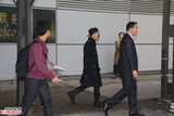 组图：BIGBANG朴振英访港 逾百名粉丝接机