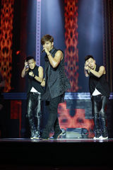 组图:华语榜中榜落幕 各大奖项实至名归