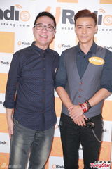 组图：张晋曝女儿吐槽蔡少芬哭 当奶爸不想工作