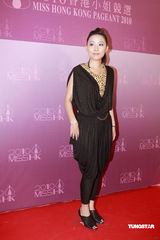 高清图：众佳丽二次面试港姐 Barbie花裙现身有点土