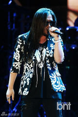 组图：韩团2PM与missA等出席音乐盛典尽情狂欢