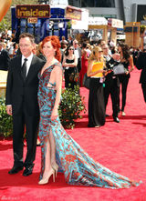 高清图：艾美奖红毯 凯莉-佩斯顿礼服花影斑驳