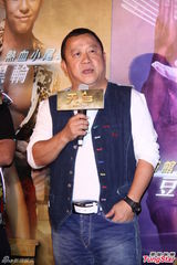 组图：周杰伦《天台》邀曾志伟纳豆柯有伦宣传