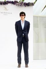 高清组图：金贤重李栋旭等出席郑俊河婚礼