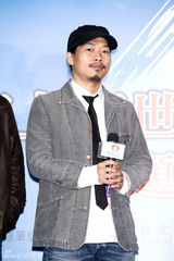 高清图：蔡依林助阵世博会 露肩短裙清爽可人