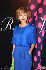 组图：徐濠萦染金发亮相称陈奕迅不刻意减肥