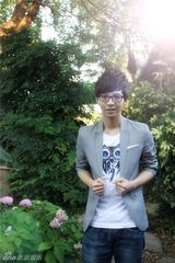 组图：胡夏清新台湾写真曝光 邻家男孩初长成