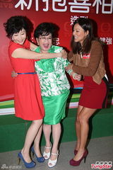 组图：麦长青曝陈茵媺害喜呕吐 汤盈盈产后复出