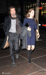 幻灯图集：皮特茱莉过二人世界 亲密夜游纽约