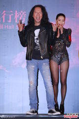 组图：薛凯琪狮子头造型吸睛 郑欣宜承认有新欢