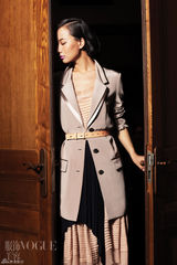 组图：王珞丹《Vogue》知性大片 新造型网评破纪录