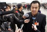 组图：明星委员亮相政协闭幕 刘翔遭媒体围堵