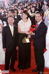 组图：梁咏琪“我爱你”挂嘴边 婚后甜蜜不生子