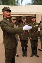 组图：《战地花开》殷桃李依晓沈晓海演绎爱国情怀