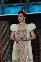 组图：宋祖英与沙宝亮共舞 周杰伦呼唤“宋妈妈”