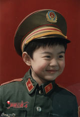 组图：《爱4》演员萌照曝光 主创叹：人艰不拆