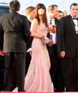 高清图：桑德拉-布洛克齐刘海黑发造型俏皮可爱