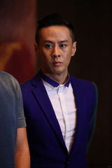 组图：众主创现身《逃出生天》活动现场