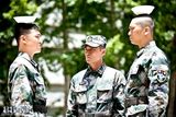 组图：《8848》热血男儿展特种兵飒爽英姿