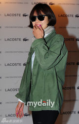 组图：孔孝真朴诗妍等韩国艺人出席时尚派对