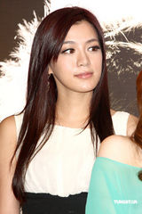 幻灯图：立威廉变形象扮混混 范逸臣演失意主唱