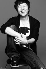 高清组图：郑钧2010北京演唱会宣传照