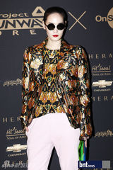 组图：韩星金正敏张在仁亮相首尔时装周