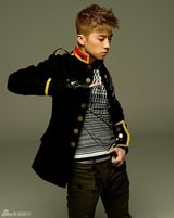 高清图：韩组合2PM新碟内页写真 突显华丽个性