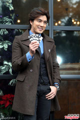 组图：陈柏霖投资发廊成股东 林志玲抱恙出席