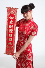 高清组图：李欣汝新年开门红 甜美贺岁送祝福