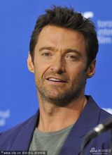 组图：《囚徒》发布会 金刚狼大笑比V心情好