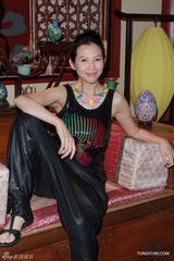 组图：《金枝欲孽2》开机 蔡少芬拍片累崩溃