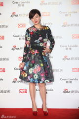 组图：众星亮相街拍盛典 王珞丹运动吴奇隆酷帅